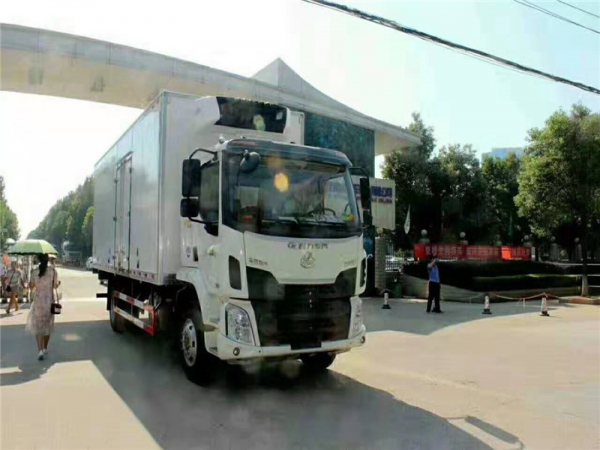 （7.8米）柳汽乘龙冷藏车