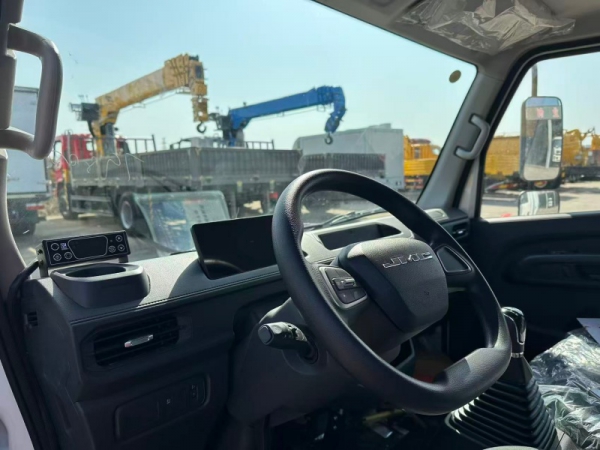 (国六4.2米）江铃新顺达冷藏车