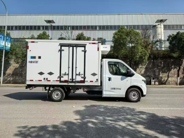 （3.1米）江铃E福顺纯电动冷藏车