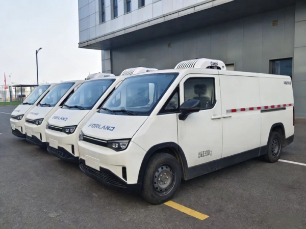 福田时代U8纯电动面包冷藏车