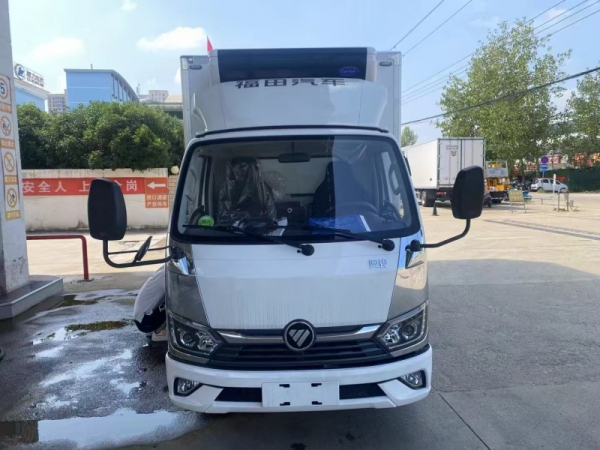 福田奥铃M卡3米7小型冷藏车