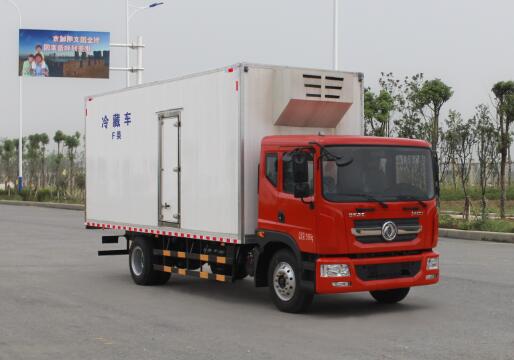 (7.68米）东风多利卡D9冷藏车